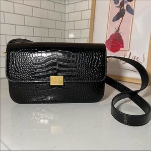 The Curated Croc Black Shoulder Bag Leather Interior Classic Shoulder bag